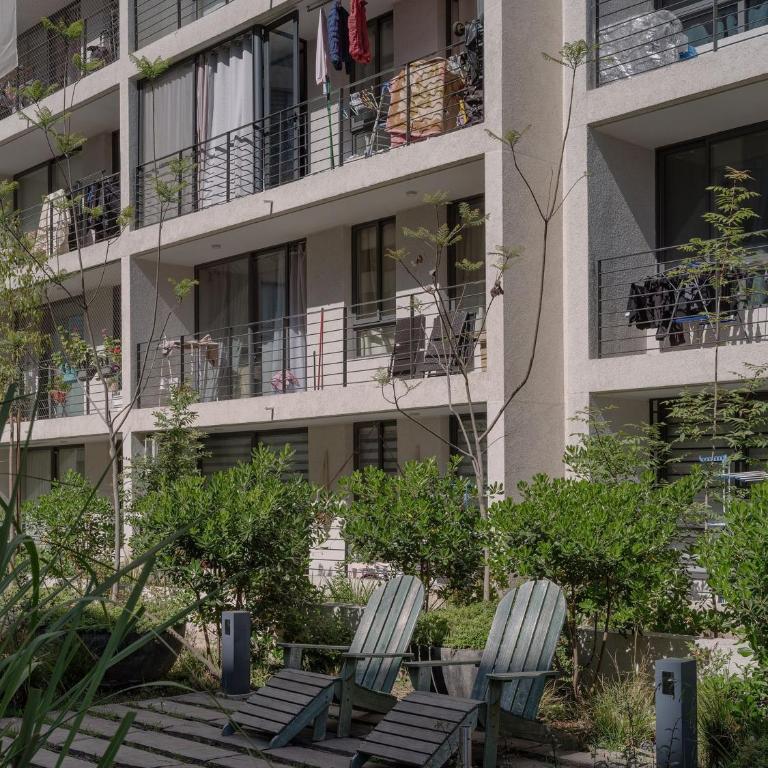 Depto Céntrico A Pasos Del Metro - Two-Bedroom Apartment - 25