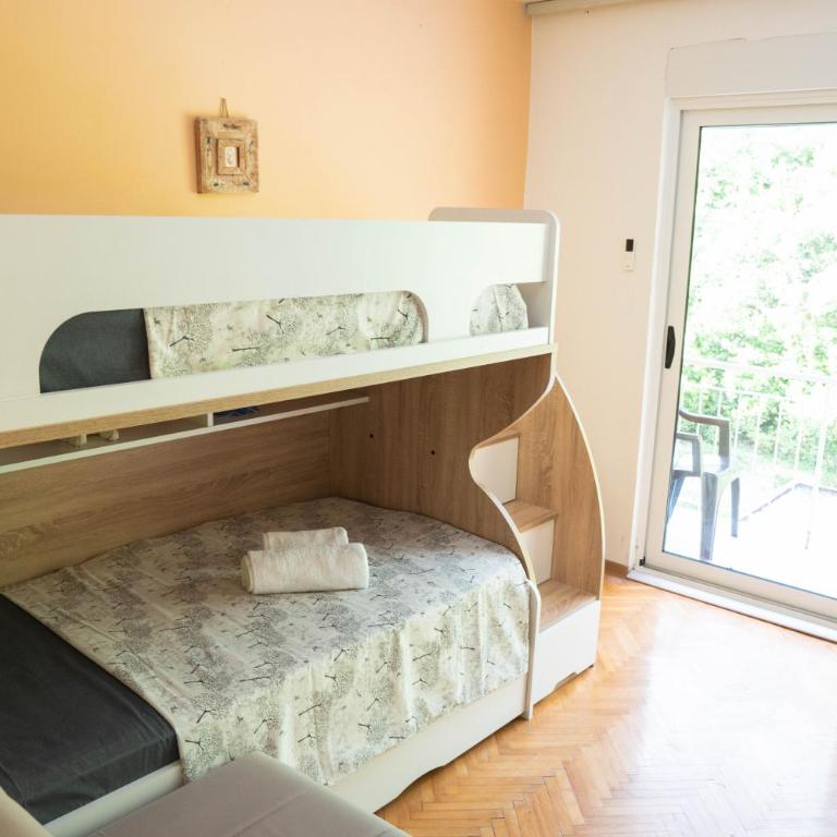 Central Apartment Dobrota II - Two-Bedroom Apartment - 8
