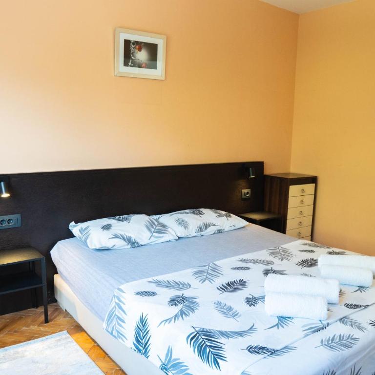 Central Apartment Dobrota II - Two-Bedroom Apartment - 5