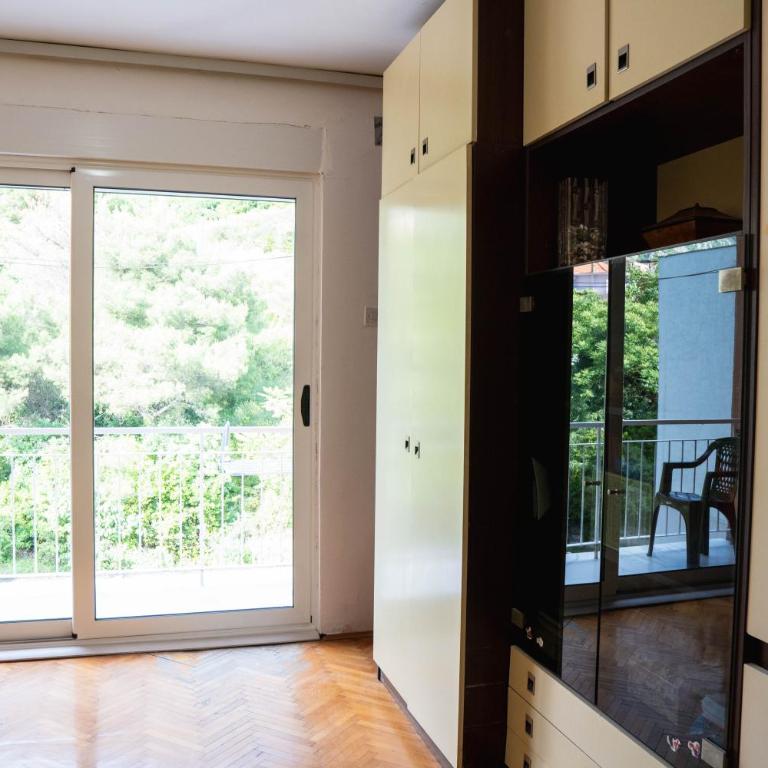 Central Apartment Dobrota II - Two-Bedroom Apartment - 35