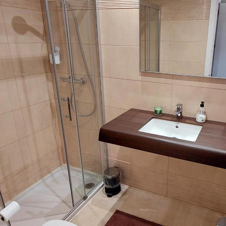 Flat in Villajoyosa with Sea Views & Pool - Apartamento de 2 dormitorios - 19
