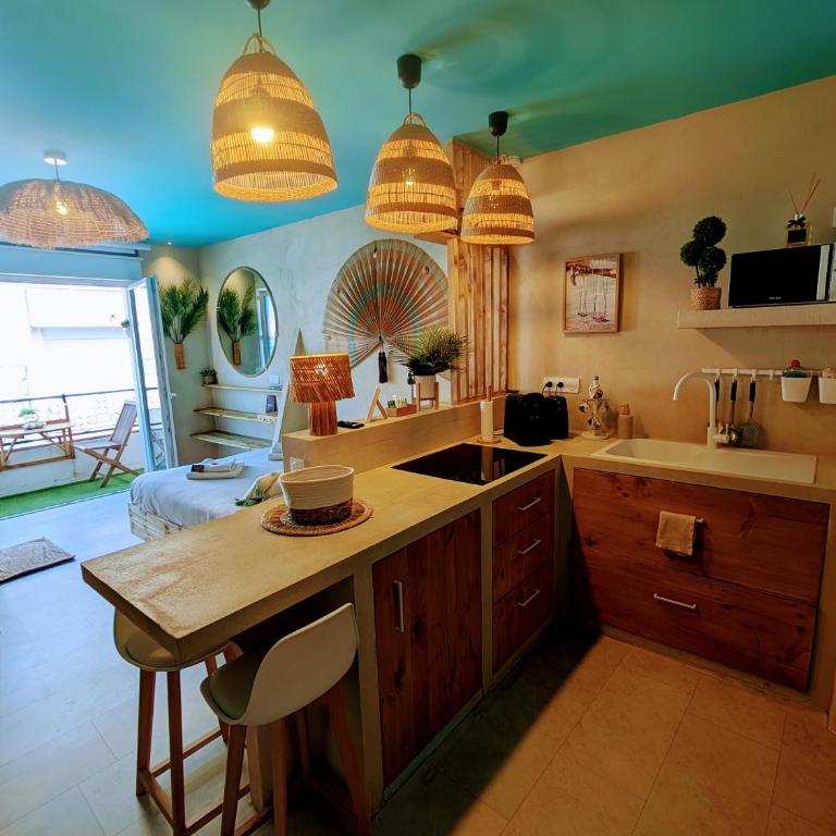Les Spas de la Mer, Appart&Spa Aloha, 100m de la plage, Plein cœur du Grau - Appartamento con 1 Camera da Letto - 5