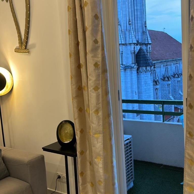 Studio NICE CENTRE sur Avenue Jean Medecin MER à 8 minutes de marche - Appartement 1 Chambre - 2