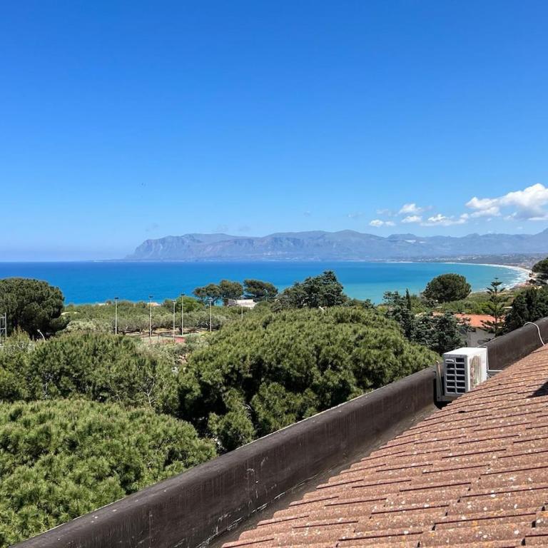 Fantastic, sea view apartment via Duchessa - Two-Bedroom Apartment - 10