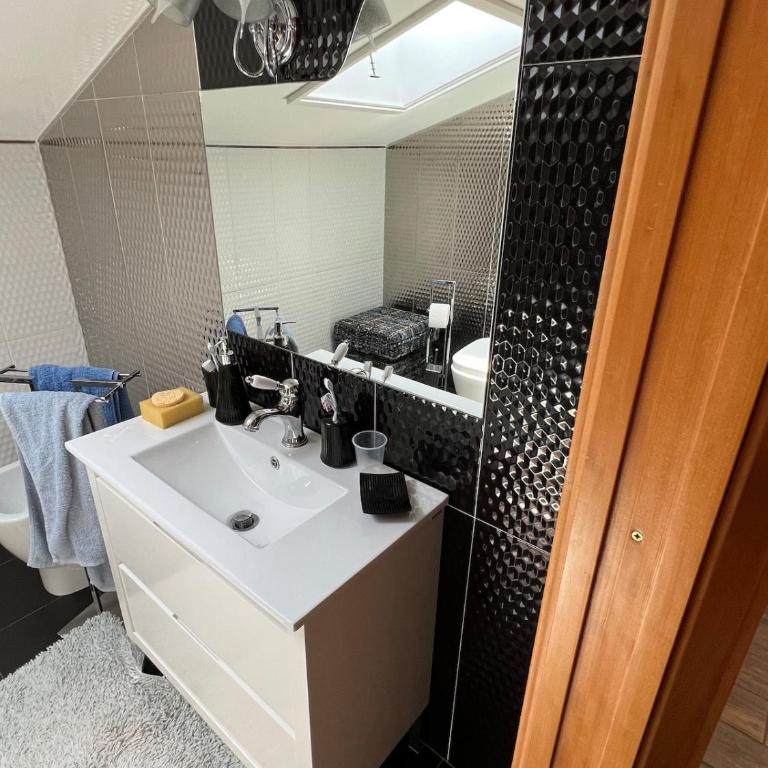 Fantastic, sea view apartment via Duchessa - Two-Bedroom Apartment - 39