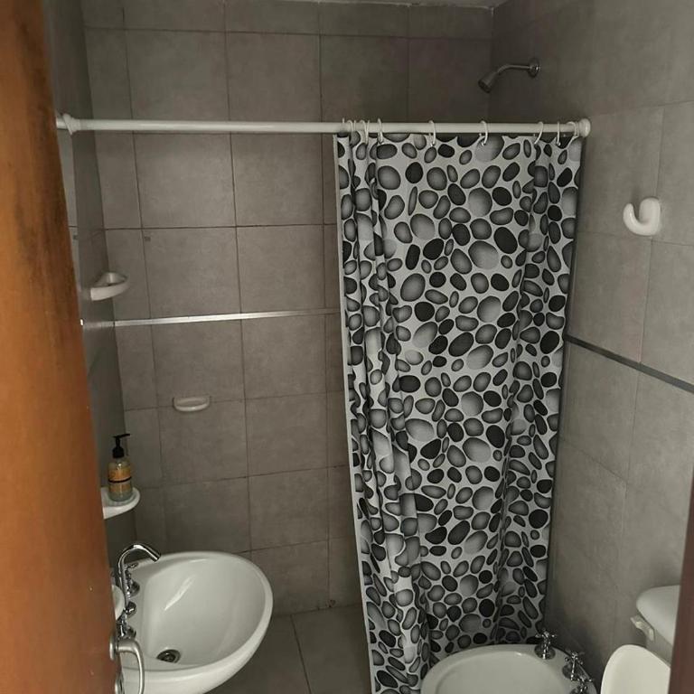 Alquileres General Roca - One-Bedroom Apartment - 4