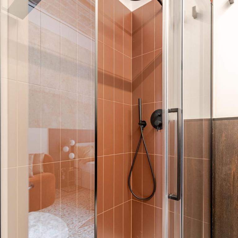 En-suite Bedroom Manin - 2 min walk to Termini Station - Appartamento con 1 Camera da Letto - 6