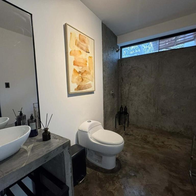 Elegant 7BR Home with Pool in Santa Eualia - Villa - 28