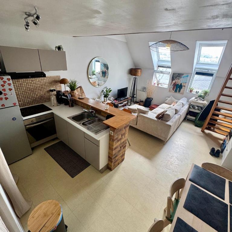 Appartement T3 centre ville 5mn du tramway - Two-Bedroom Apartment - 5