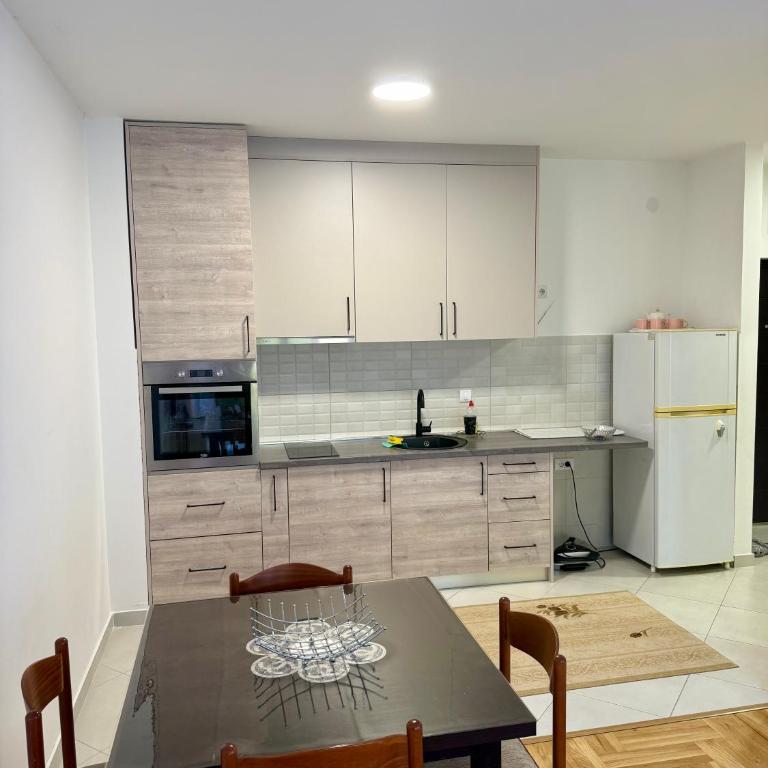 Apartman Dunja Bečići - One-Bedroom Apartment - 8