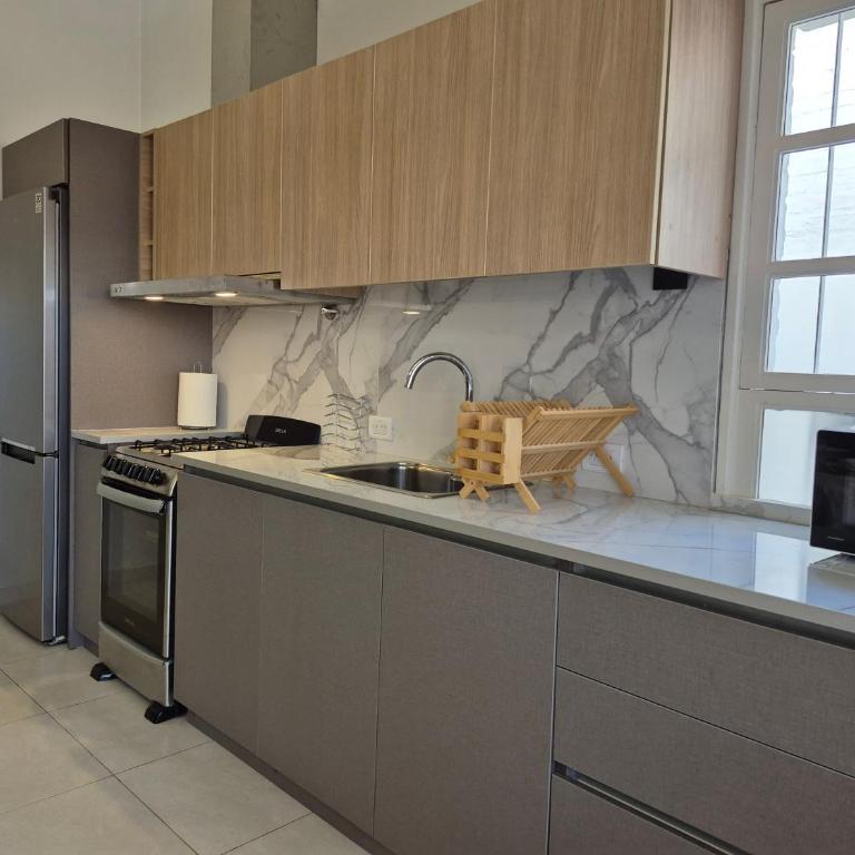 Oasis Mendoza, tu hogar en la Cuidad - Casa Vacacional de 3 dormitorios - 36