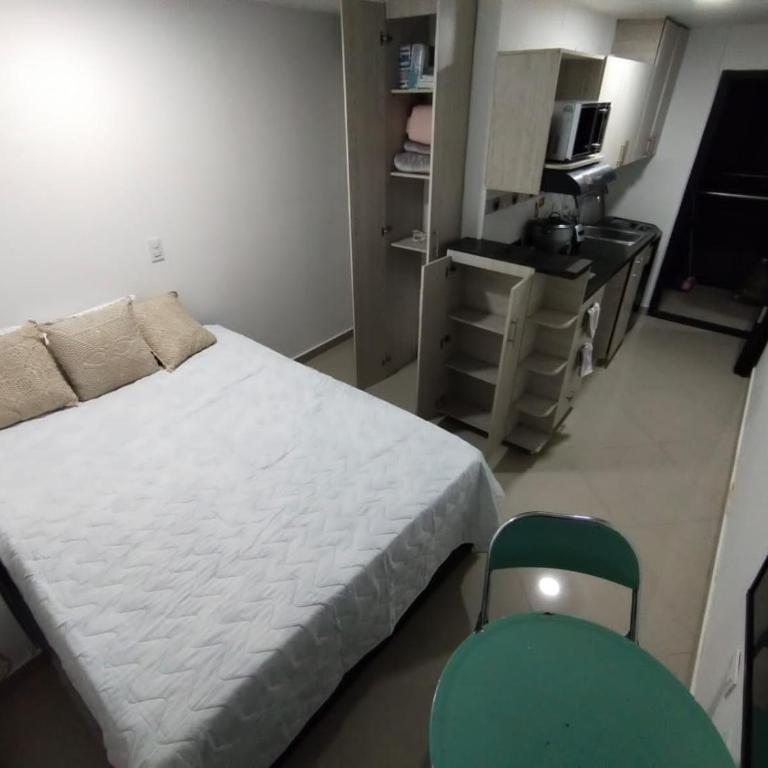 Apartaestudio Ofisuite-Medellin - One-Bedroom Apartment - 1