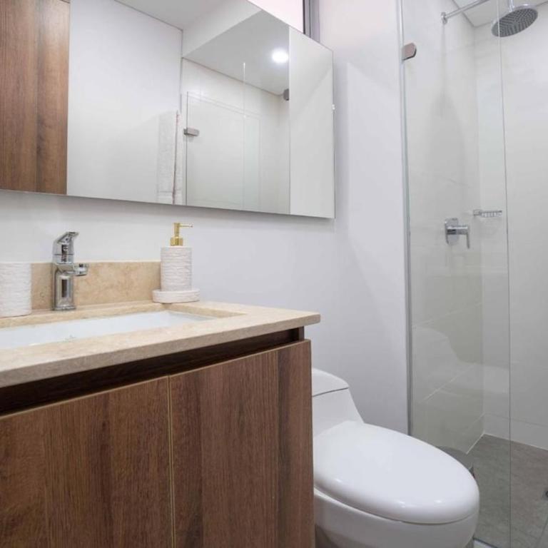 Modern Bright 2BR-2BA-Fast Wi-Fi -Pool&Balcony - Two-Bedroom Apartment - 15