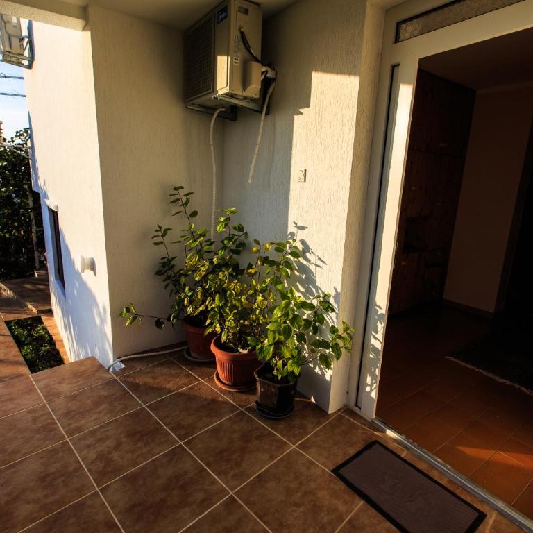Orange tree residency - Sea & mountain panorama - Apartman sa 2 Spavaće Sobe, Terasom i Pogledom na More - 13