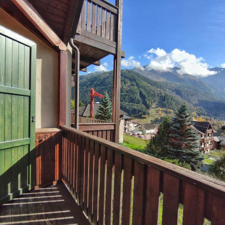 Rifugio Di Luce con 3 Camere Garage e fermata Skibus a 3 minuti dalle piste - Apartment mit 3 Schlafzimmern und Bergblick - 18