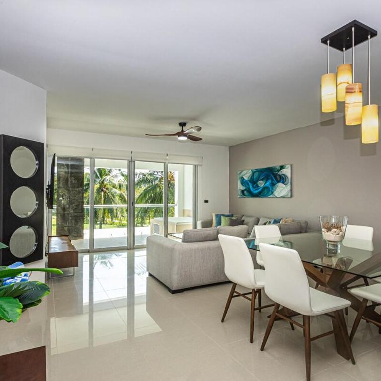 Condo beach front 2BR 3BATH Family BIG pool Jacuzzi Tenis Gym Spa - Apartamento de 2 dormitorios - 22