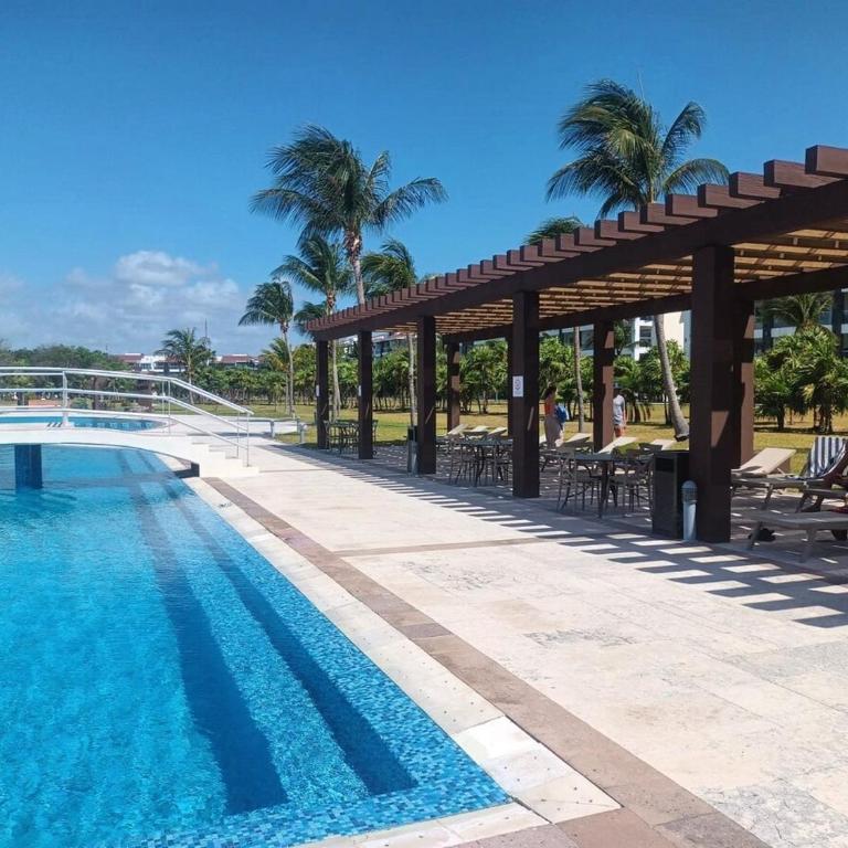 Condo beach front 2BR 3BATH Family BIG pool Jacuzzi Tenis Gym Spa - Apartamento de 2 dormitorios - 29