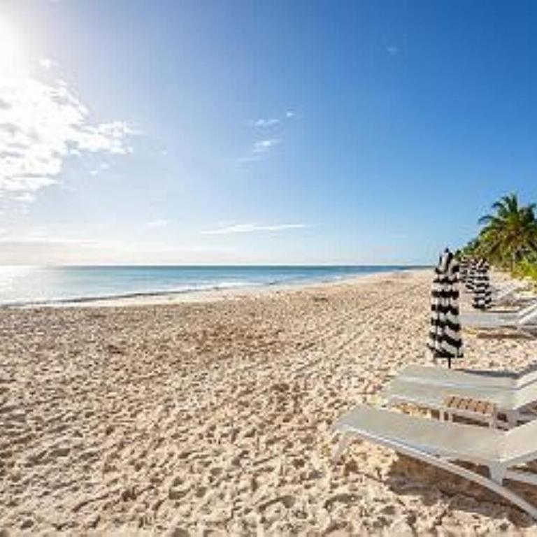 Condo beach front 2BR 3BATH Family BIG pool Jacuzzi Tenis Gym Spa - Apartamento de 2 dormitorios - 14