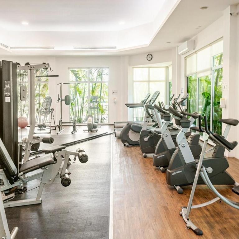 Condo beach front 2BR 3BATH Family BIG pool Jacuzzi Tenis Gym Spa - Apartamento de 2 dormitorios - 8