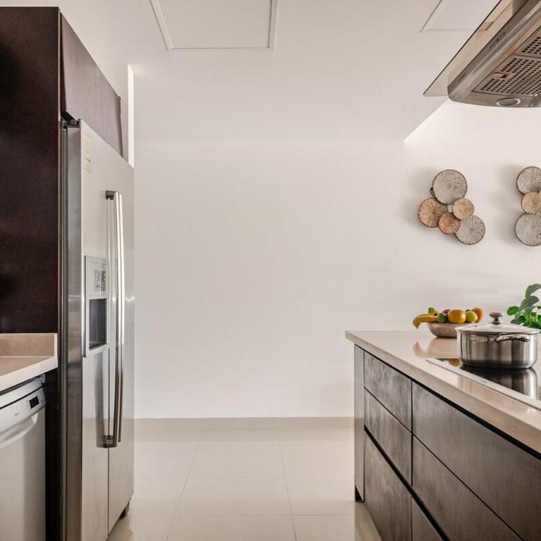 Condo beach front 2BR 3BATH Family BIG pool Jacuzzi Tenis Gym Spa - Apartamento de 2 dormitorios - 45