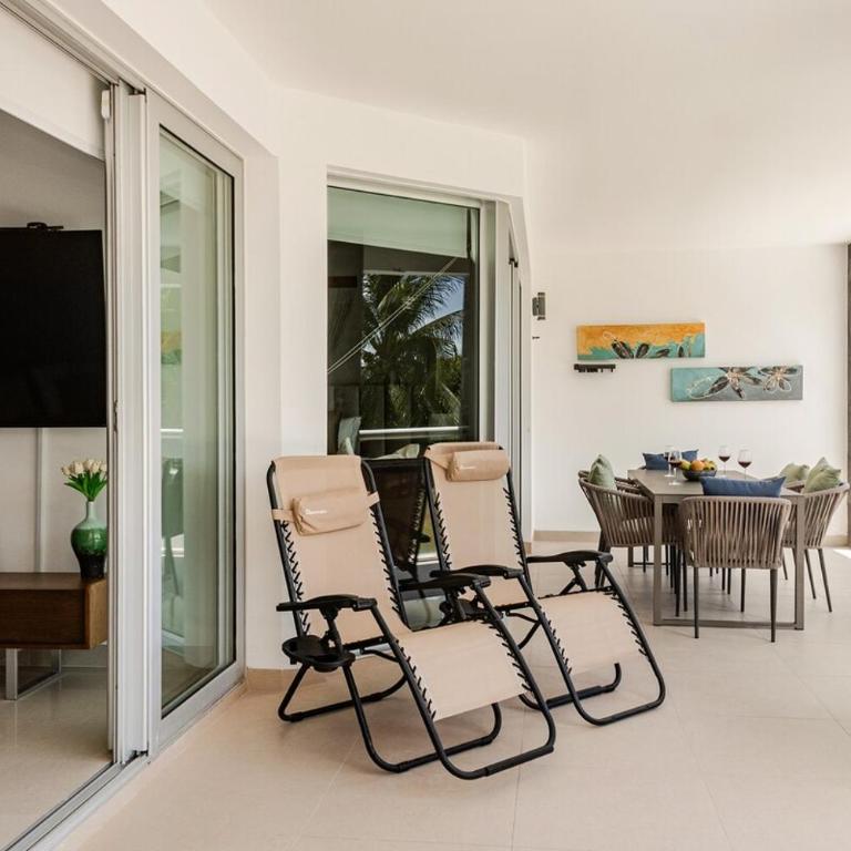 Condo beach front 2BR 3BATH Family BIG pool Jacuzzi Tenis Gym Spa - Apartamento de 2 dormitorios - 49