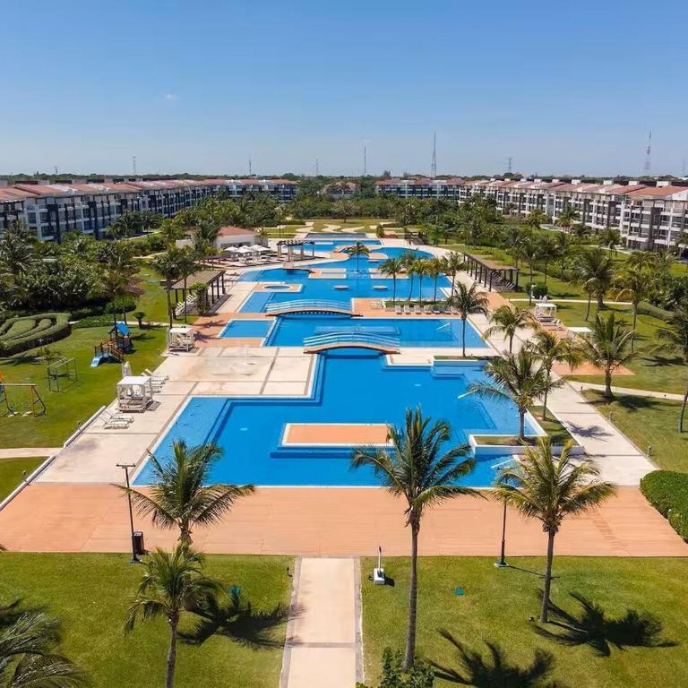 Condo beach front 2BR 3BATH Family BIG pool Jacuzzi Tenis Gym Spa - Apartamento de 2 dormitorios - 73