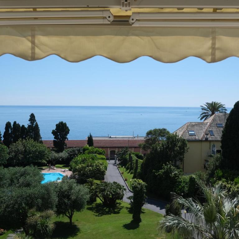 Nervi, sea view - Appartamento con 2 Camere da Letto - 11