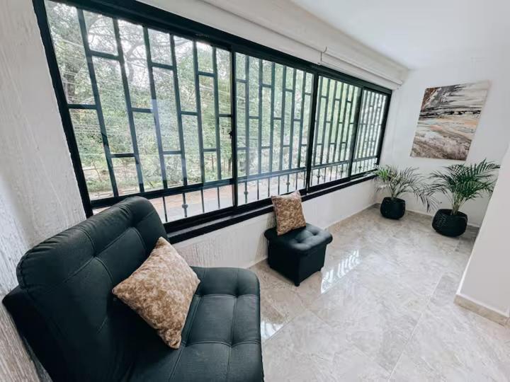 Casa Lujosa vacacional El Poblado Medellín Por día Con Piscina Jacuzzi AC 9br - Villa with Private Pool - 7