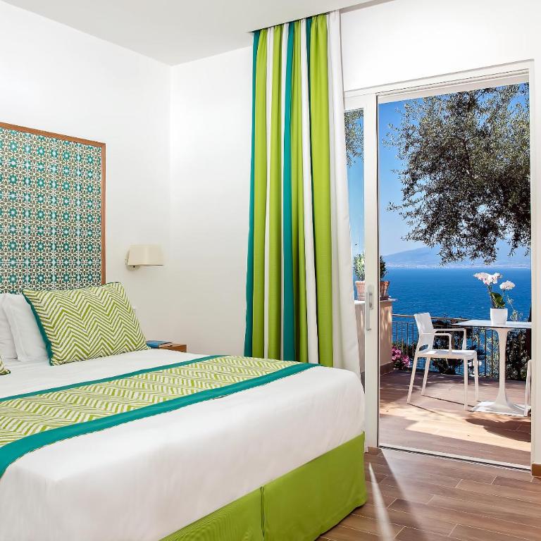 Hotel Miramare - Camera Deluxe Matrimoniale/Doppia con Letti Singoli con Vista Mare - 13