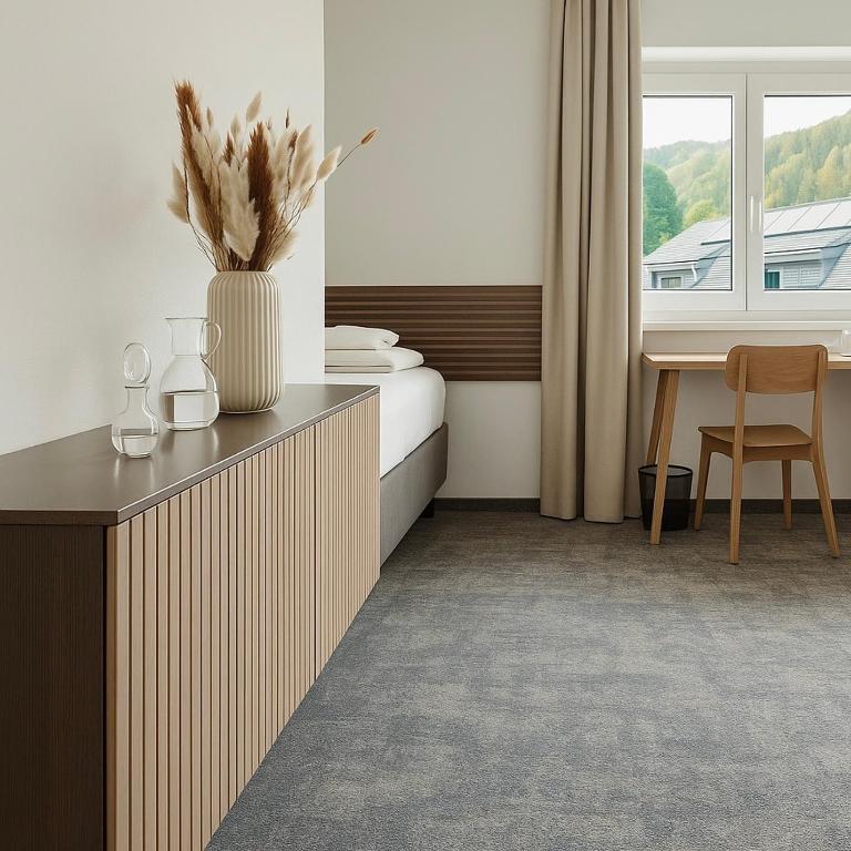 Pension Auer - Doppelzimmer mit Zustellbett - 4