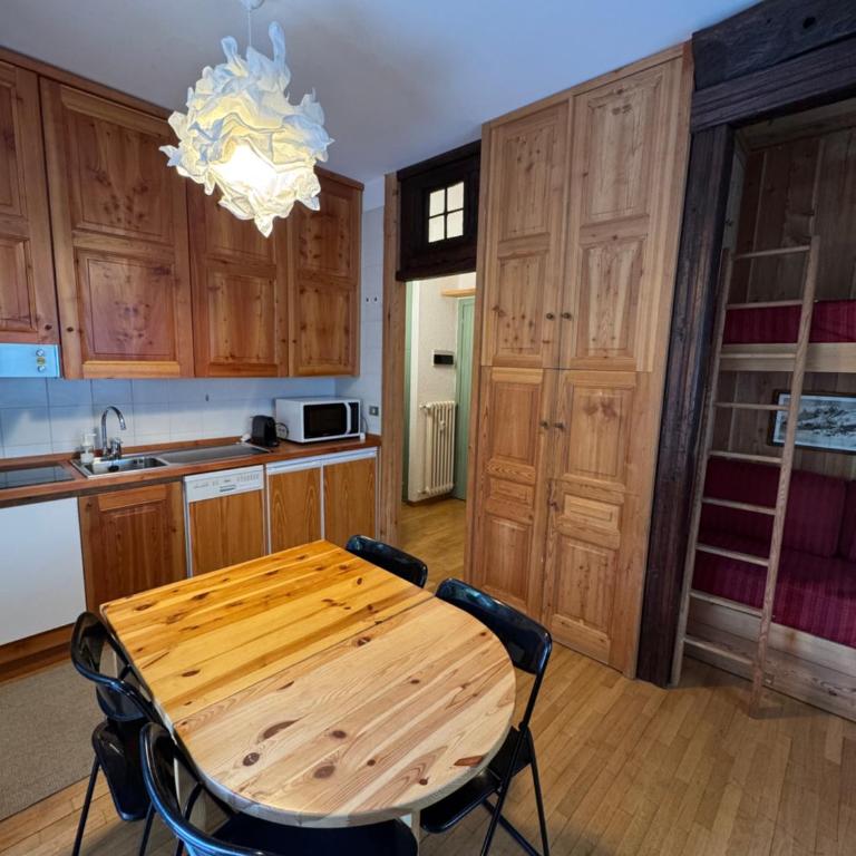 A-waay Il Roseto - Appartamento con 2 Camere da Letto - 8