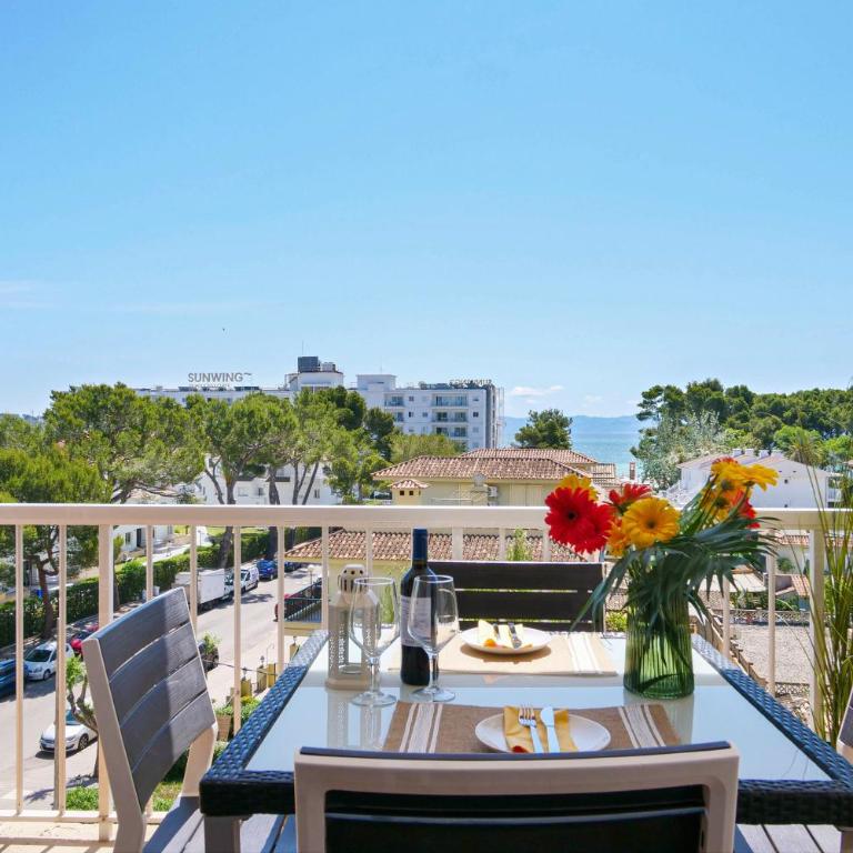 DIANA-Moderne Ferienwohnung direkt am Strand,Klima, Wifi,zentrale Lage, Supermärkte-Shops-Restaurants fussläufig - Apartamento de 2 dormitorios - 7