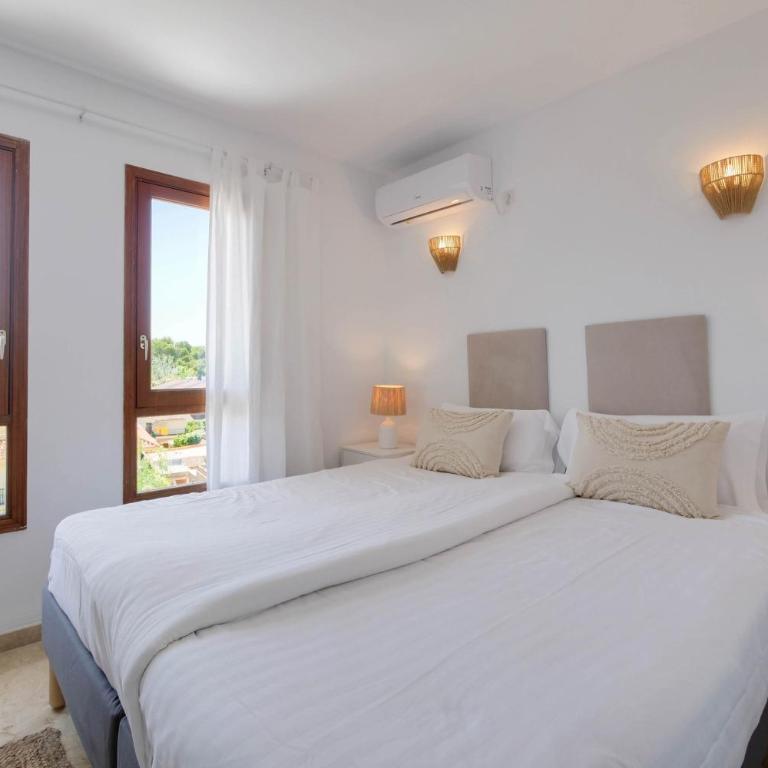DIANA-Moderne Ferienwohnung direkt am Strand,Klima, Wifi,zentrale Lage, Supermärkte-Shops-Restaurants fussläufig - Apartamento de 2 dormitorios - 12