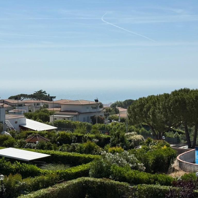 N302 - Numana, trilocale con terrazza in residence con piscina - Two-Bedroom Apartment - 2