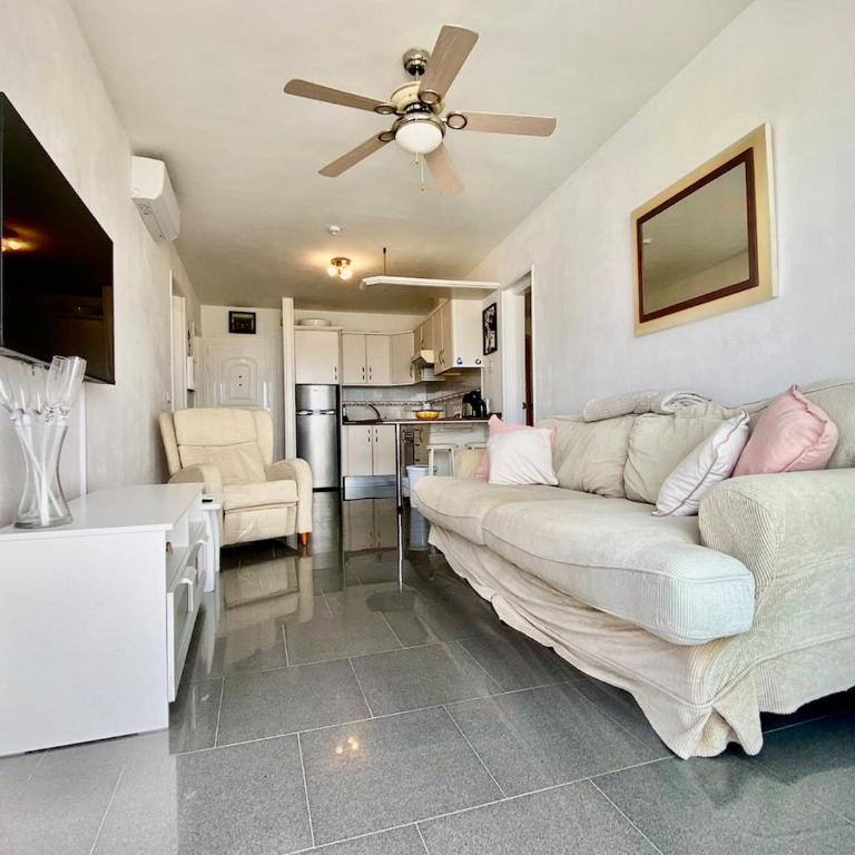 Beautiful sunset view apartment in Puerto Rico - Three-Bedroom Apartment - 10