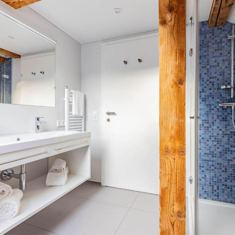 Villa Blau - Apartment mit 2 Schlafzimmern und Badezimmer - 19