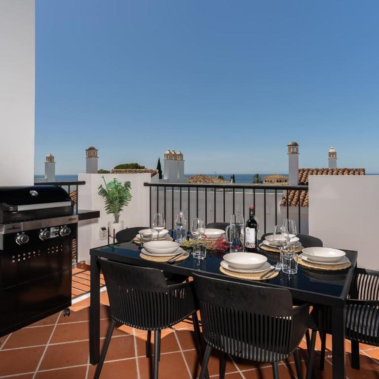 Luxurious penthouse with mountain and sea view 422 - Apartamento de 2 dormitorios - 20