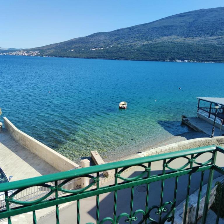 Holiday Home Ploski - Kuća sa 3 Spavaće Sobe - 1