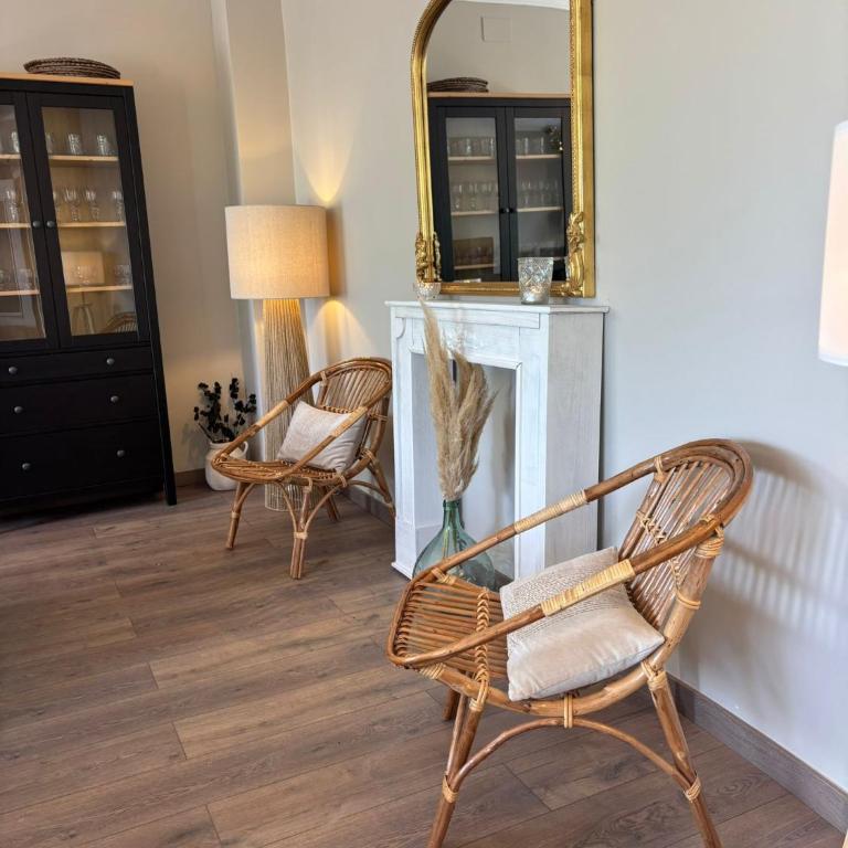 Primera Línea de Mar y Playa - Two-Bedroom Apartment with Balcony and Sea View - 28