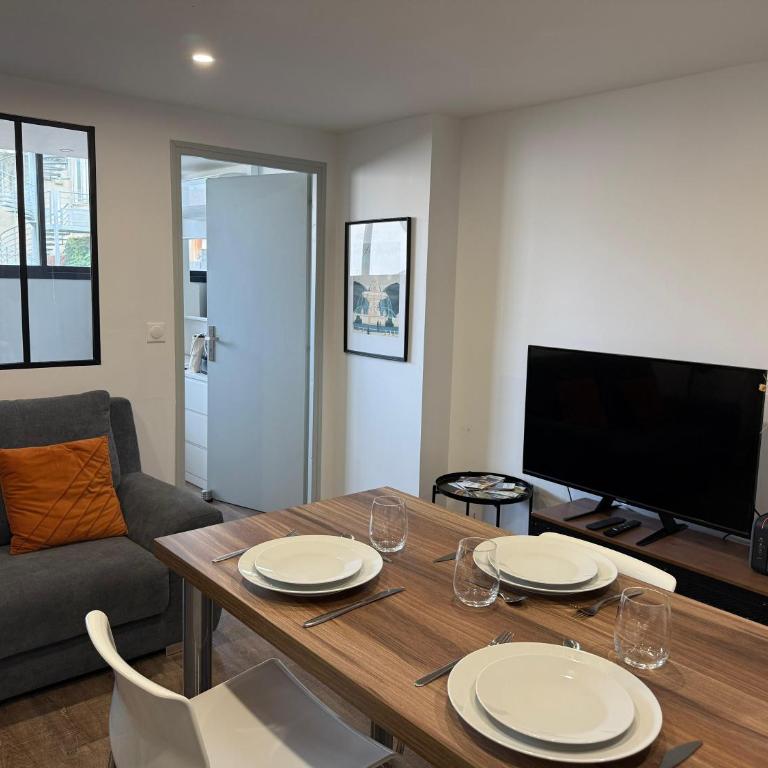 L'Amandier - Joli appartement T3 neuf centre ville à 2 pas de la Rotonde Mirabeau et des Allées Provençales - Apartment mit 2 Schlafzimmern - 5