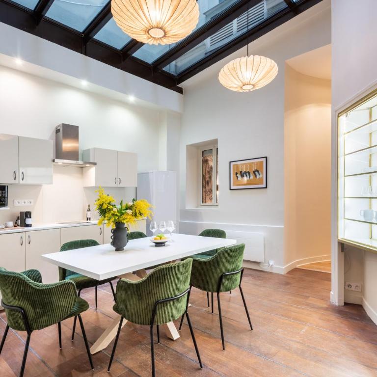 Sweett - Artois Haussman - Three-Bedroom Apartment - 9