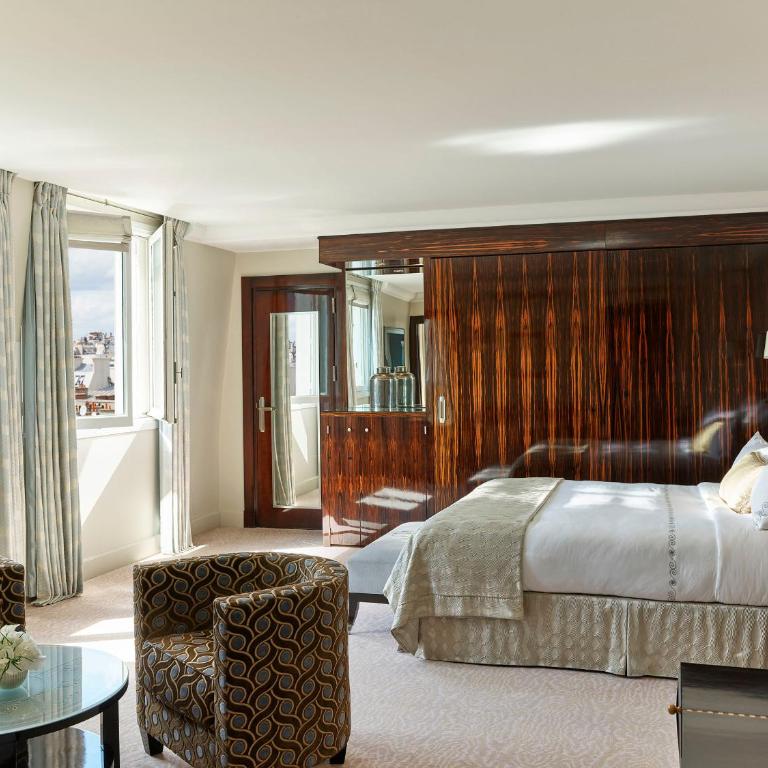 Hôtel Plaza Athénée - Dorchester Collection - Suite Eiffel Signature - 3