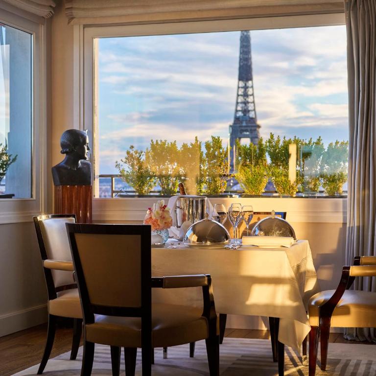 Hôtel Plaza Athénée - Dorchester Collection - Suite Eiffel Signature - 4