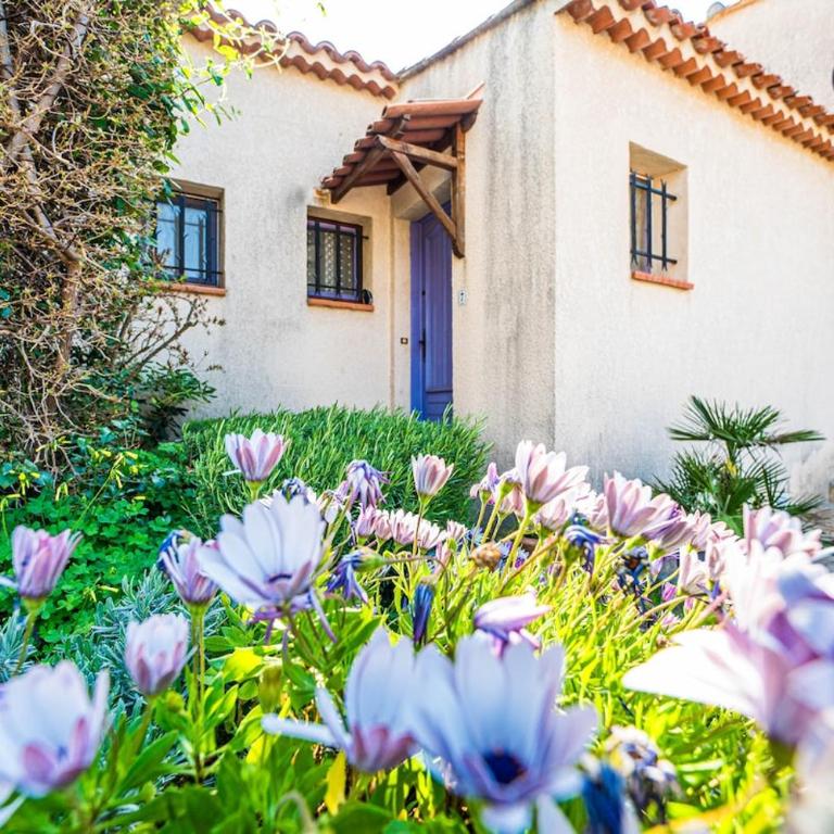 Le Mazet des Criques Charm and Beach 2 Steps Away - Two-Bedroom Apartment - 6