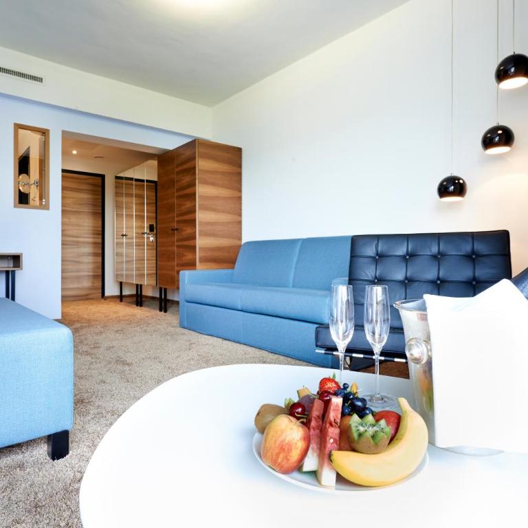 Parkhotel Pörtschach - Das Hotelresort mit Insellage am Wörthersee - Familienzimmer mit Balkon - 3