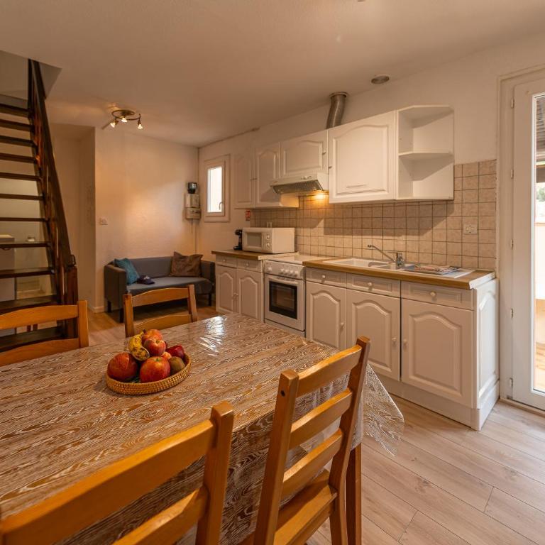 Gites Le Pressoir - Maison de Vacances - 13