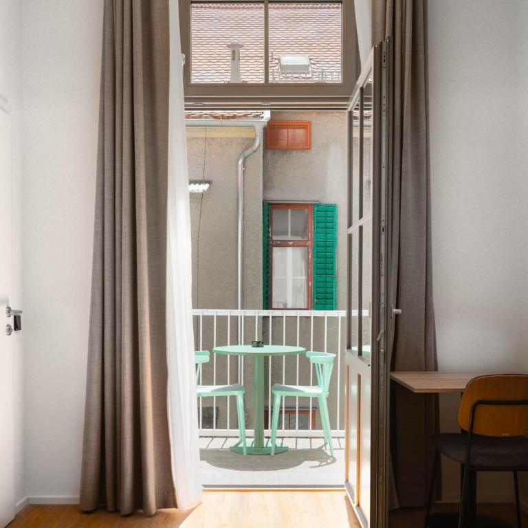 Limehome Graz Trauttmansdorffgasse - Comfort Room with Balcony - 6