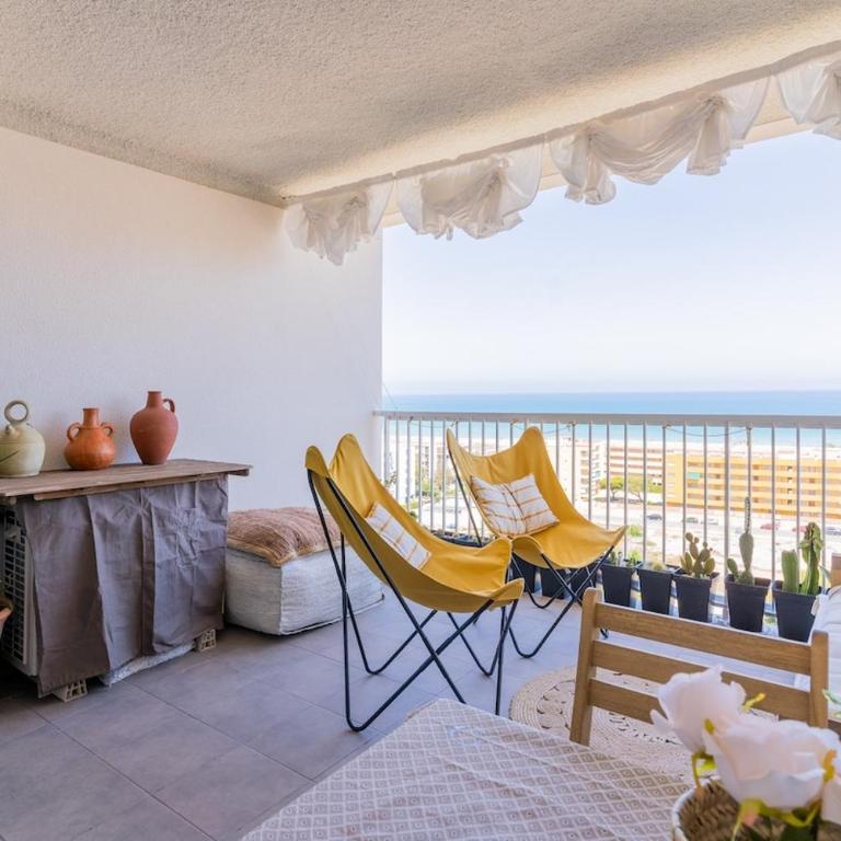 Seaview Apartment in Canet with Rooftop Pool - Apartment mit 2 Schlafzimmern - 2