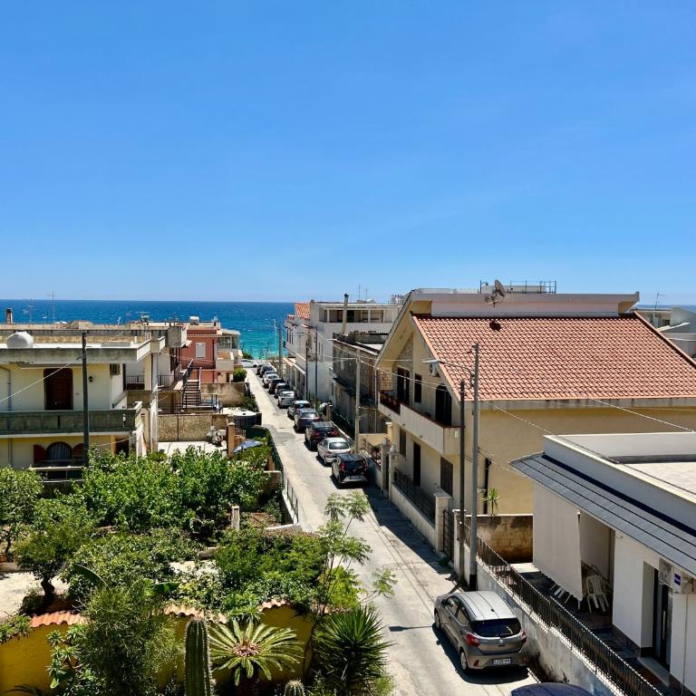 Blue Space 50 meters from the sandy beach, parking & wifi - Casa con 2 Camere da Letto - 42