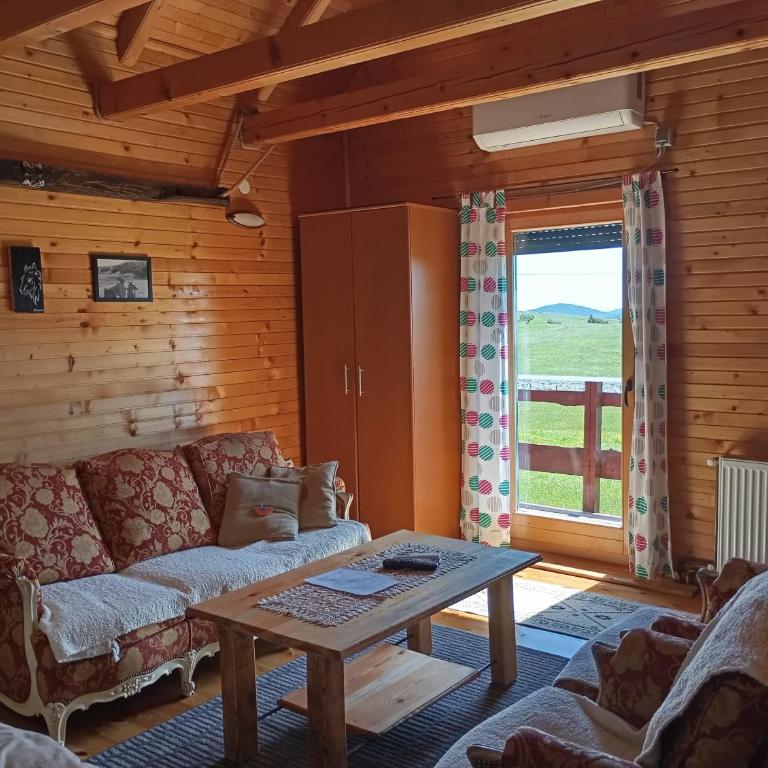 Boskovica Brvnare - One-Bedroom Chalet - 9
